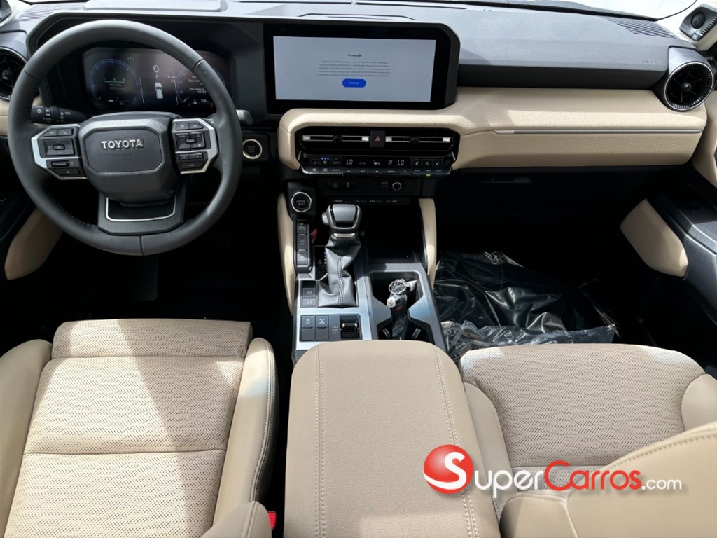 2025 Toyota Land Cruiser Prado LUXURY 1L — foto 3 / 8