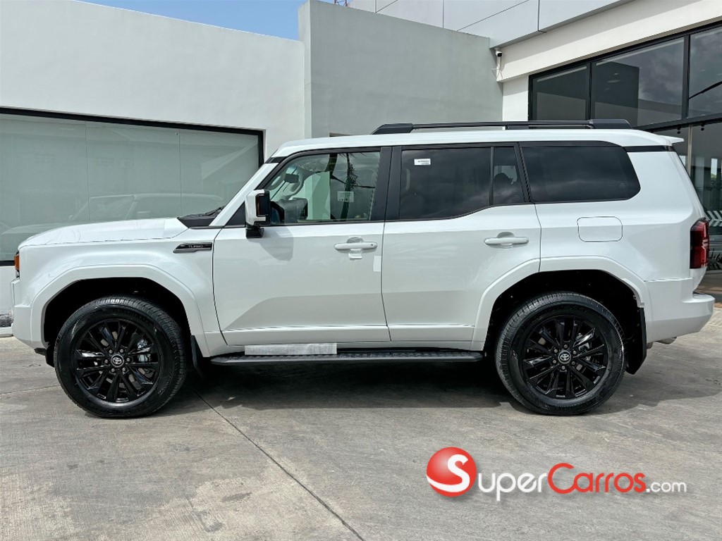 2025 Toyota Land Cruiser Prado LUXURY 1L — foto 5 / 8