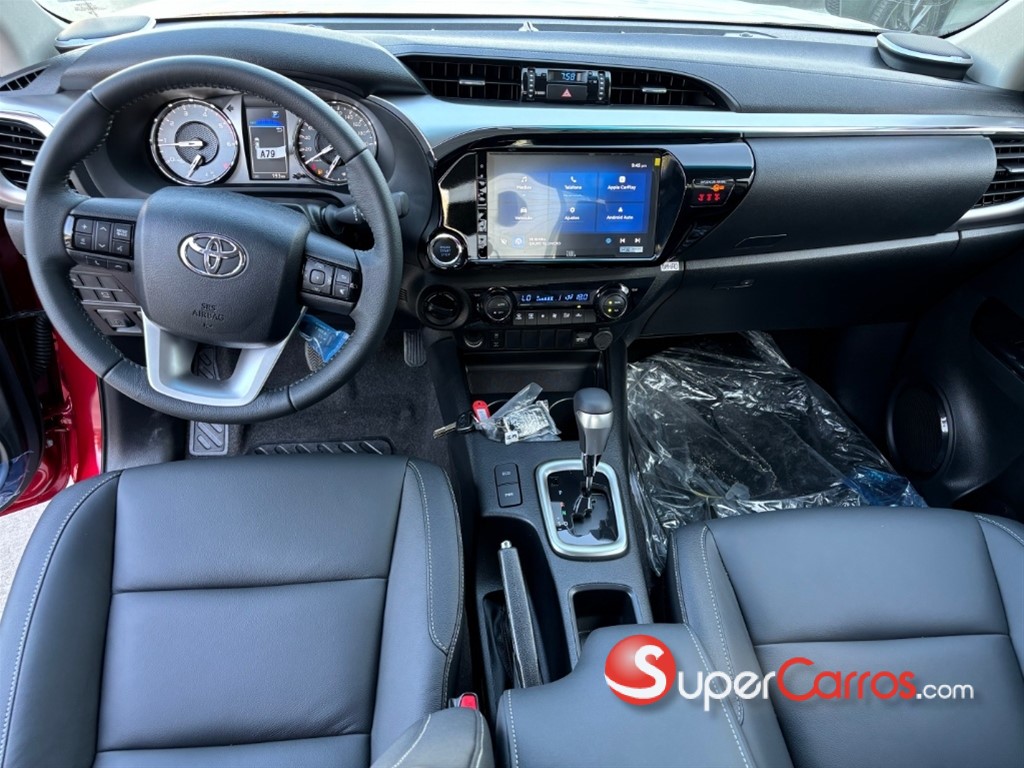 2026 Toyota Hilux Limited — foto 5 / 8
