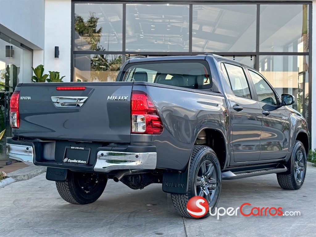 2026 Toyota Hilux 2.4 — foto 3 / 8
