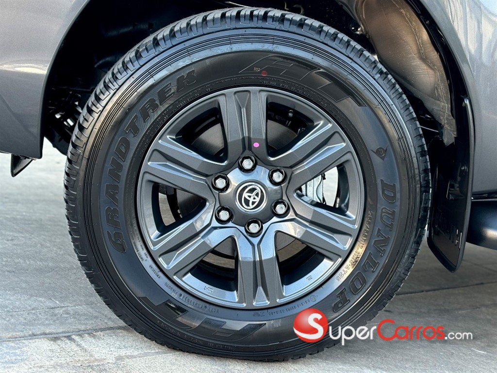 2026 Toyota Hilux 2.4 — foto 8 / 8