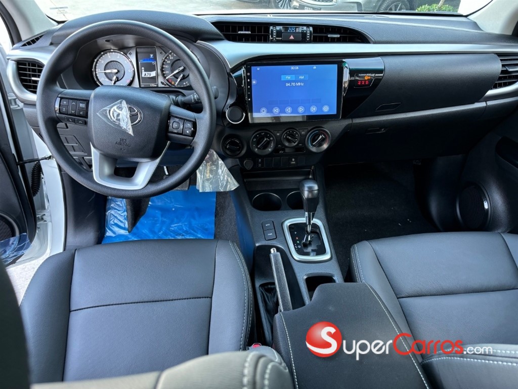 2026 Toyota Hilux 2.4 — foto 5 / 8