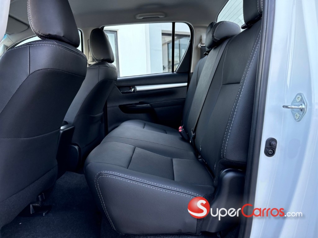 2026 Toyota Hilux 2.4 — foto 7 / 8