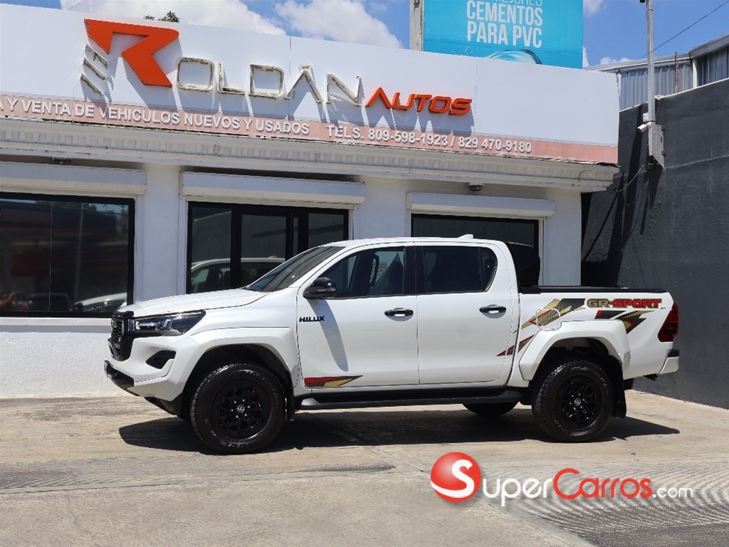 2025 Toyota Hilux GR Sport