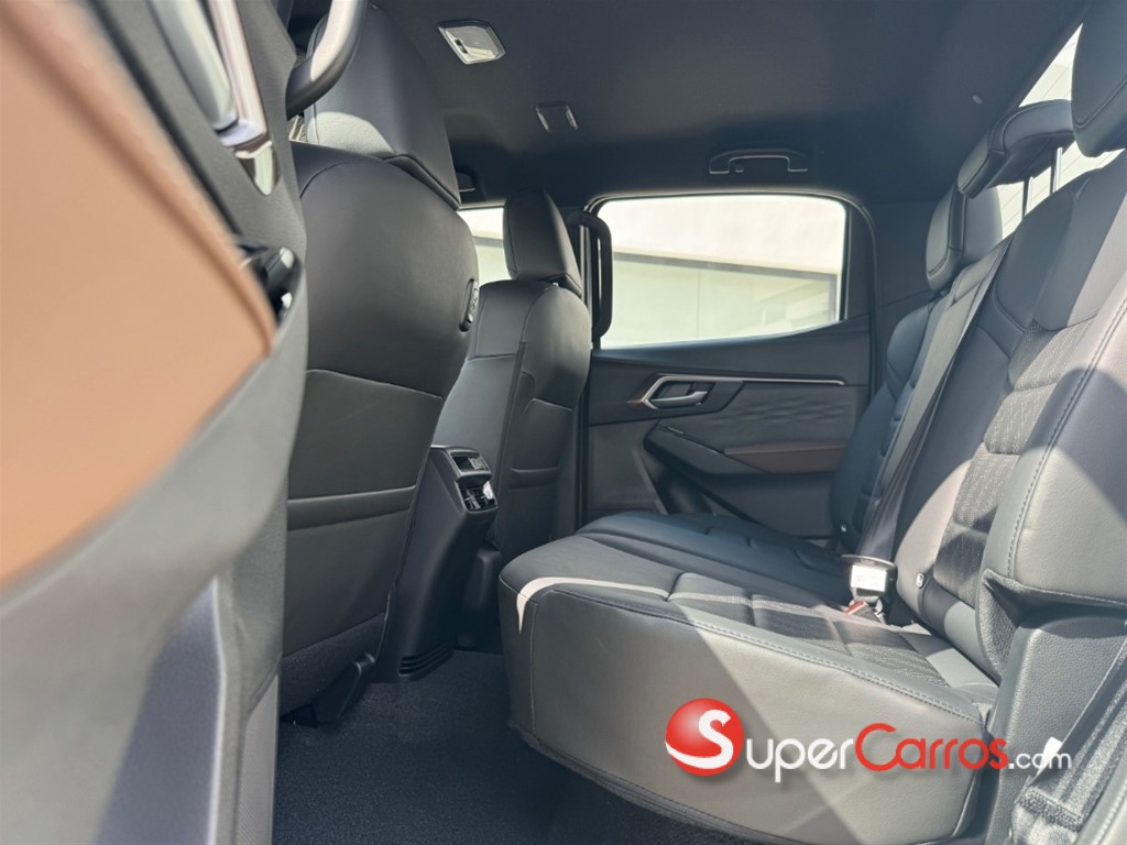 2026 Isuzu DMAX — foto 5 / 8