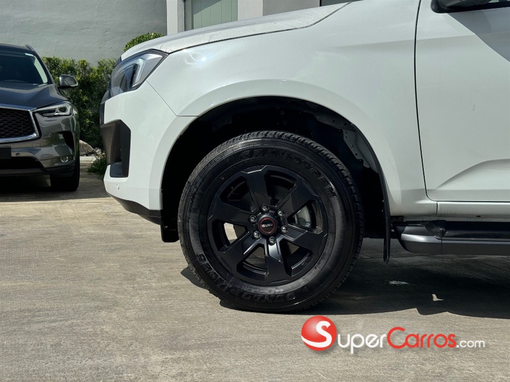 2026 Isuzu DMAX — foto 8 / 8