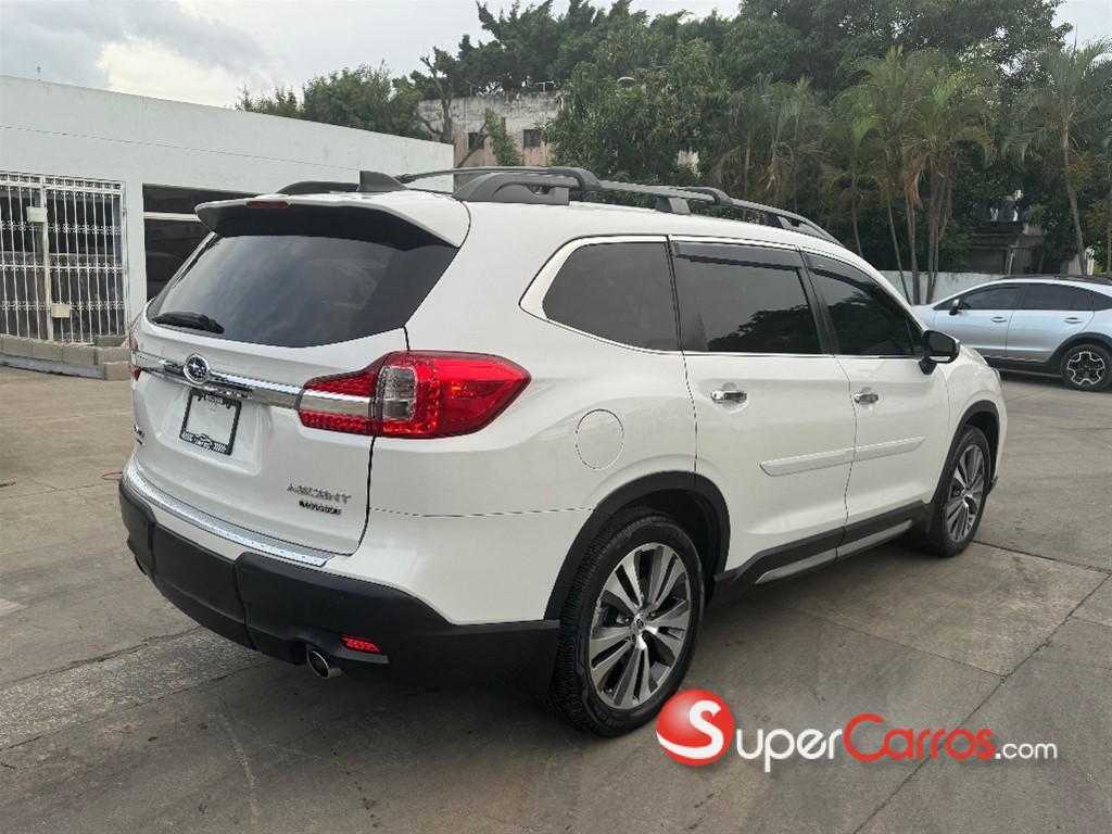 2019 Subaru Ascent Touring — foto 7 / 12