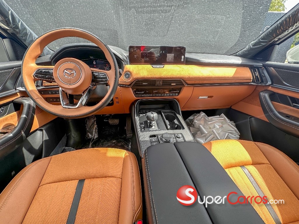 2025 Mazda CX-90 High Plus MHEV — foto 8 / 10