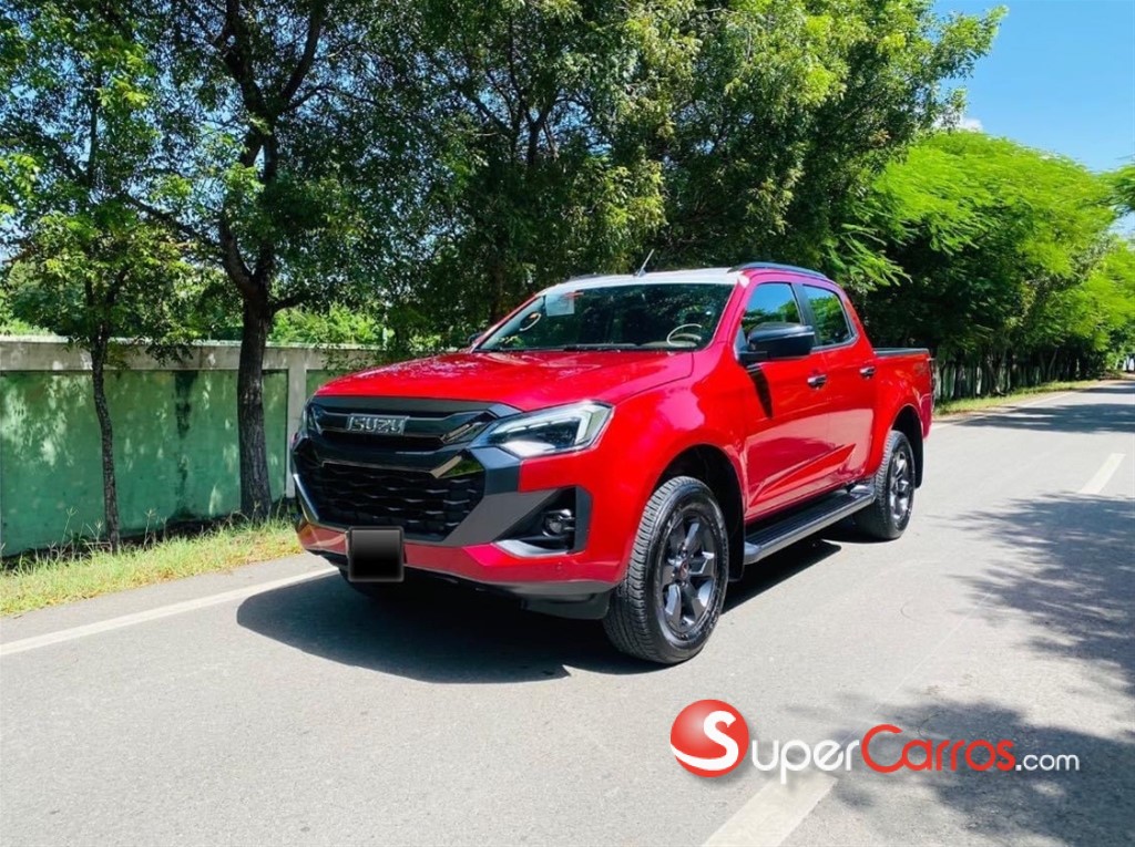 2025 Isuzu DMAX LS