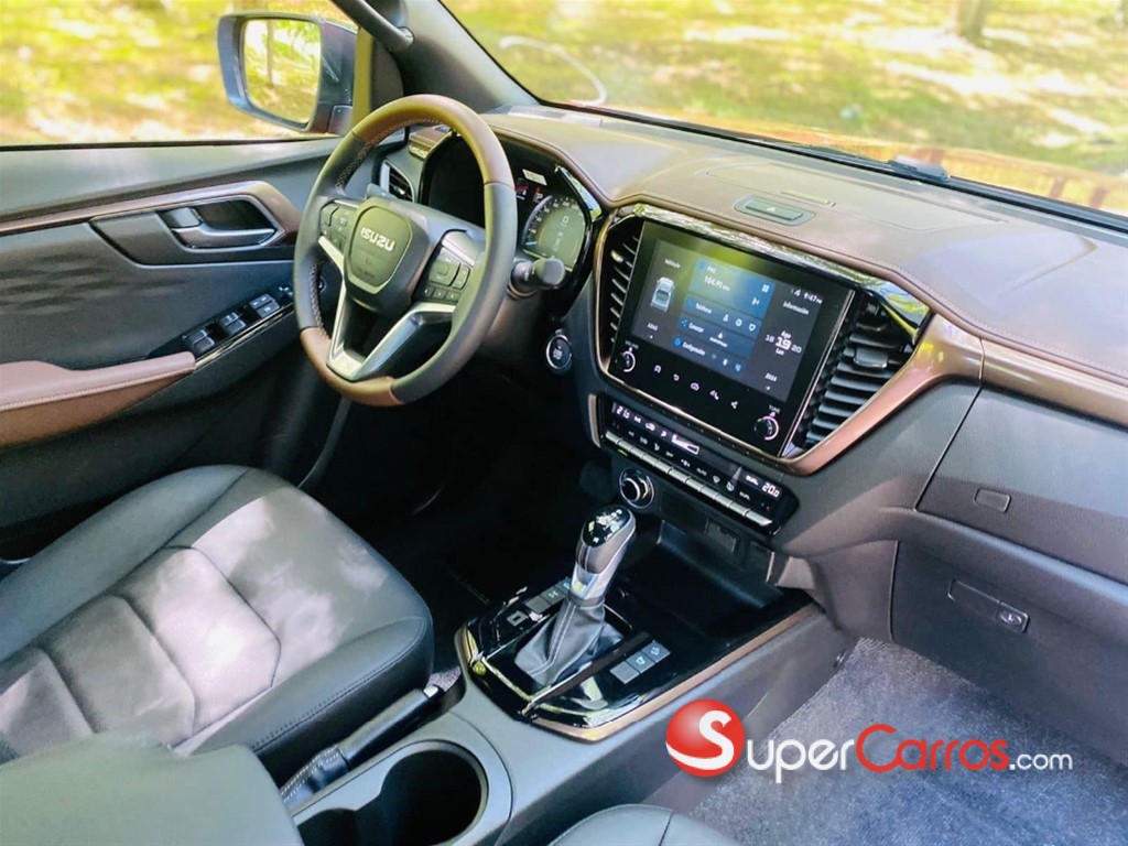 2025 Isuzu DMAX LS — foto 5 / 11