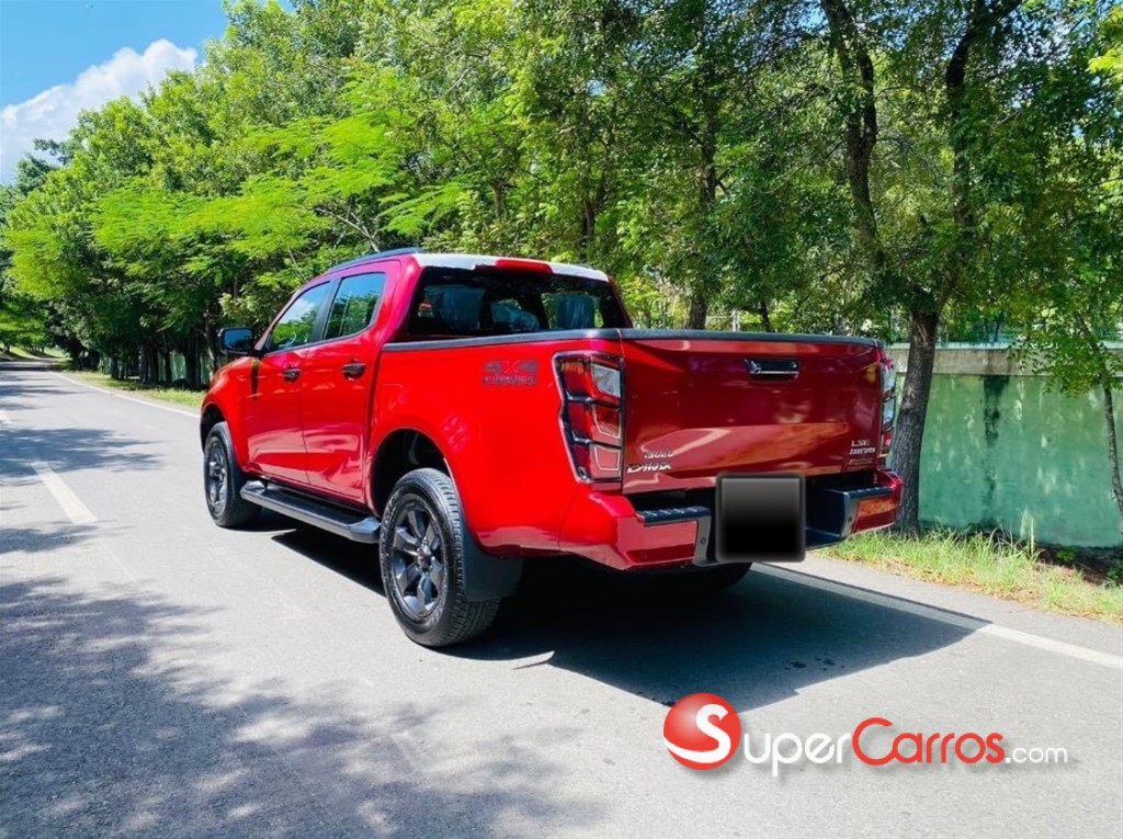 2025 Isuzu DMAX LS — foto 7 / 11