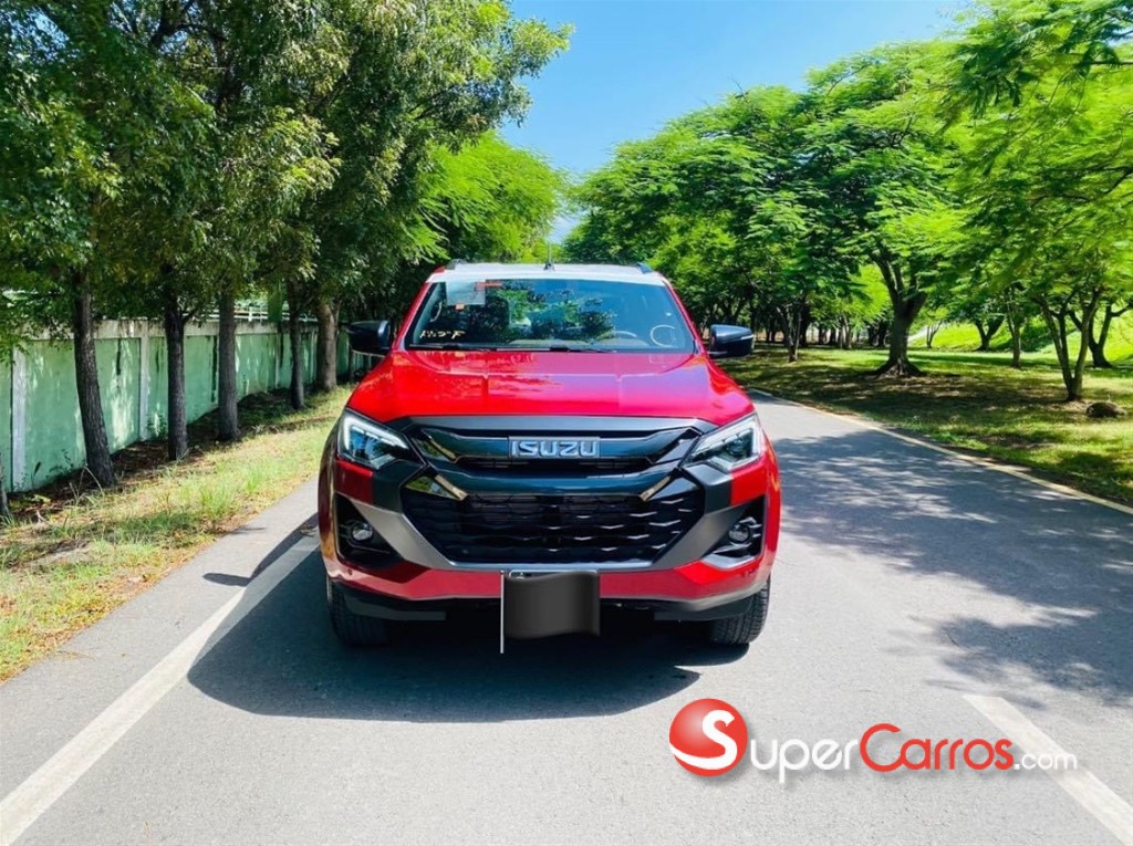 2025 Isuzu DMAX LS — foto 11 / 11