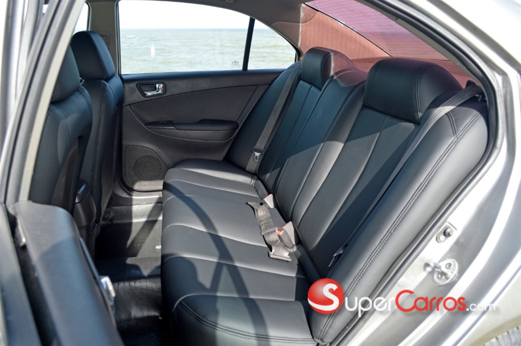 2008 Hyundai Sonata N20 — foto 6 / 10