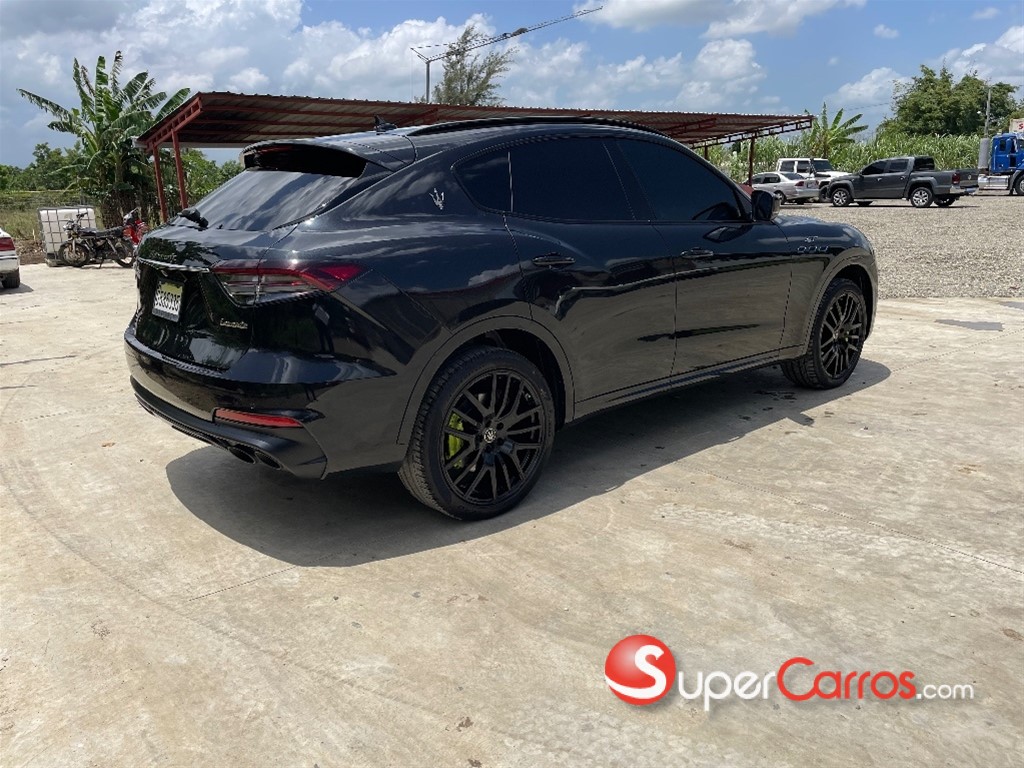 2022 Maserati Levante Hybrid — foto 3 / 10