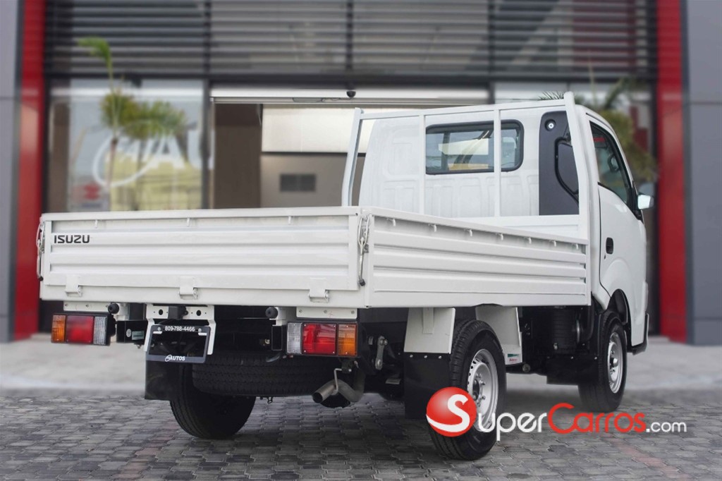 2027 Isuzu Traviz 10 Pies — foto 2 / 6
