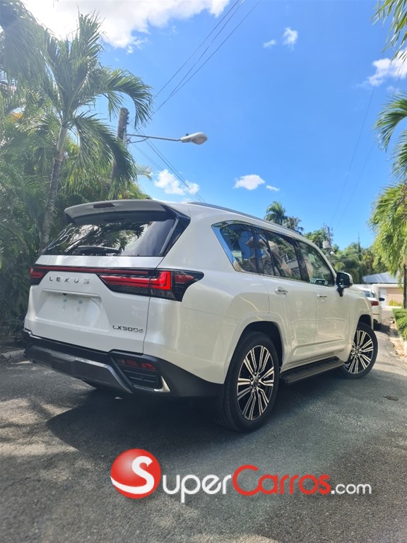 2026 Lexus LX LX 500d urban — foto 4 / 8