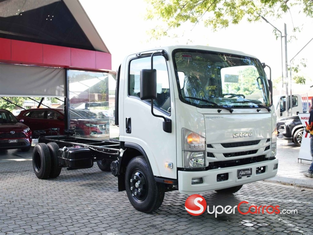 2026 Isuzu NQR 18 Pies — foto 2 / 6
