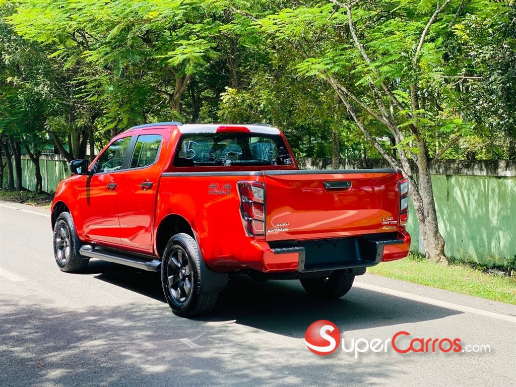 2026 Isuzu DMAX LSE — foto 6 / 12