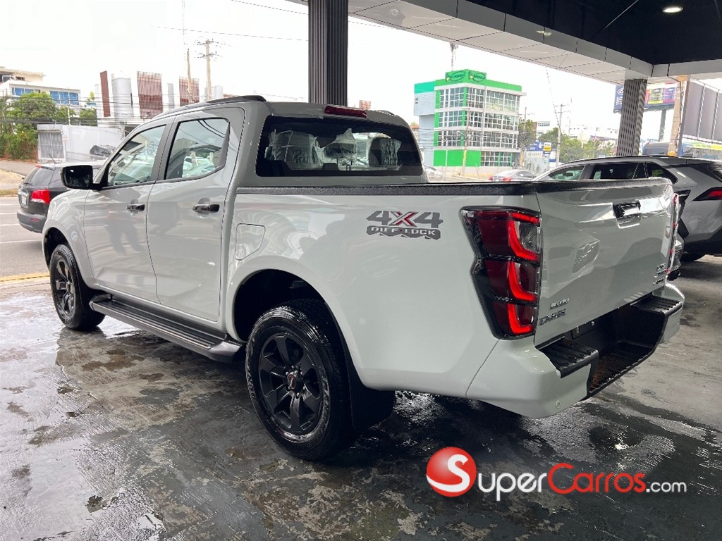 2027 Isuzu DMAX LSE — foto 3 / 10