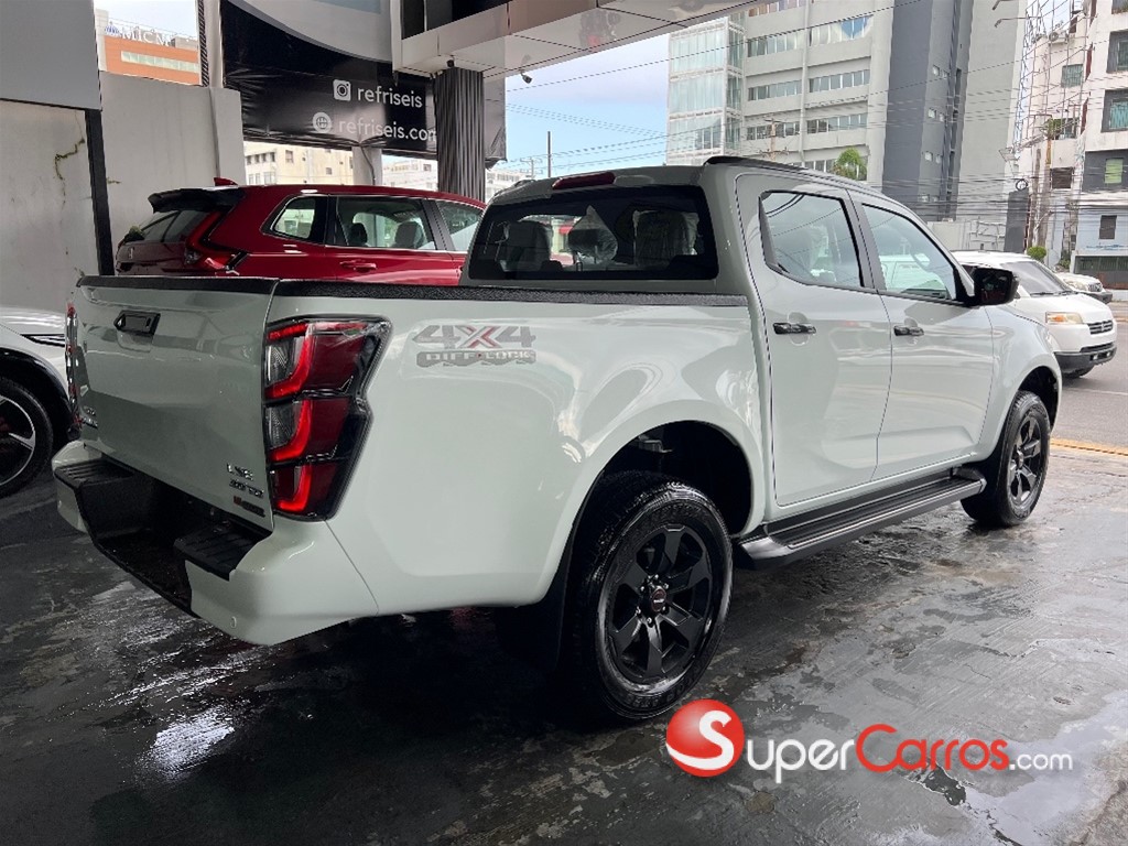 2027 Isuzu DMAX LSE — foto 4 / 10