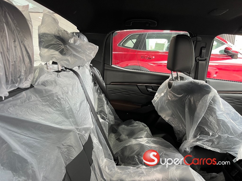 2027 Isuzu DMAX LSE — foto 5 / 10