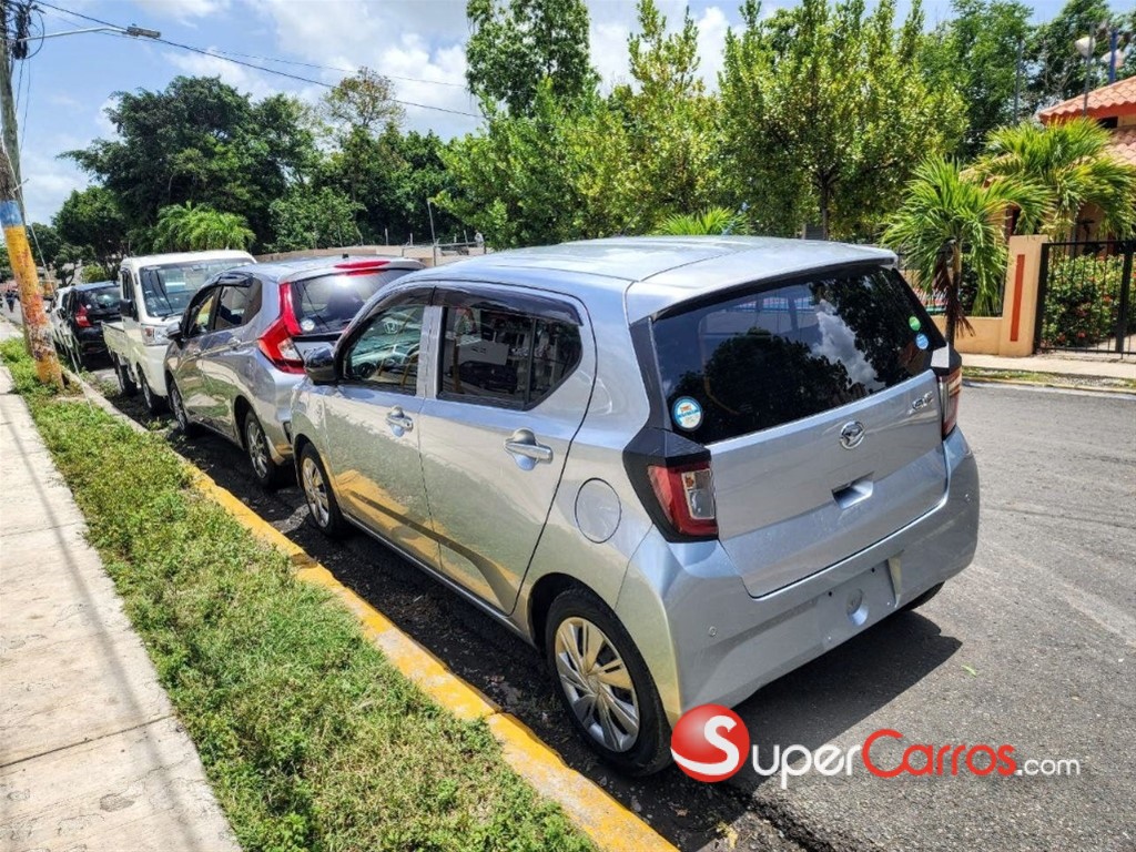 2020 Daihatsu Mira — foto 4 / 12