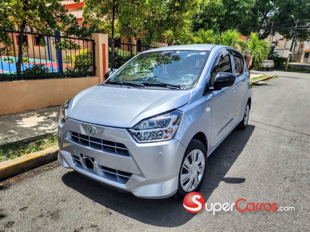 2020 Daihatsu Mira — foto 7 / 12