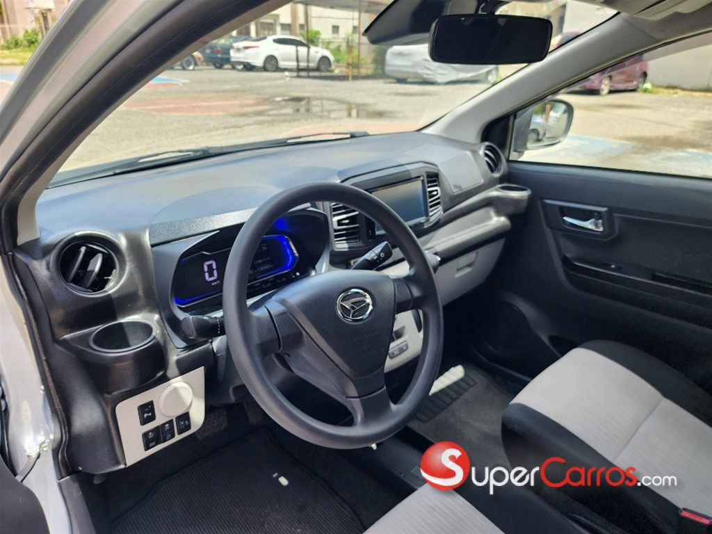 2020 Daihatsu Mira — foto 9 / 12