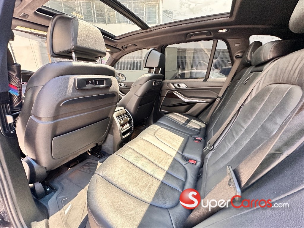 2019 BMW X 5 XDRIVE 40i — foto 9 / 10