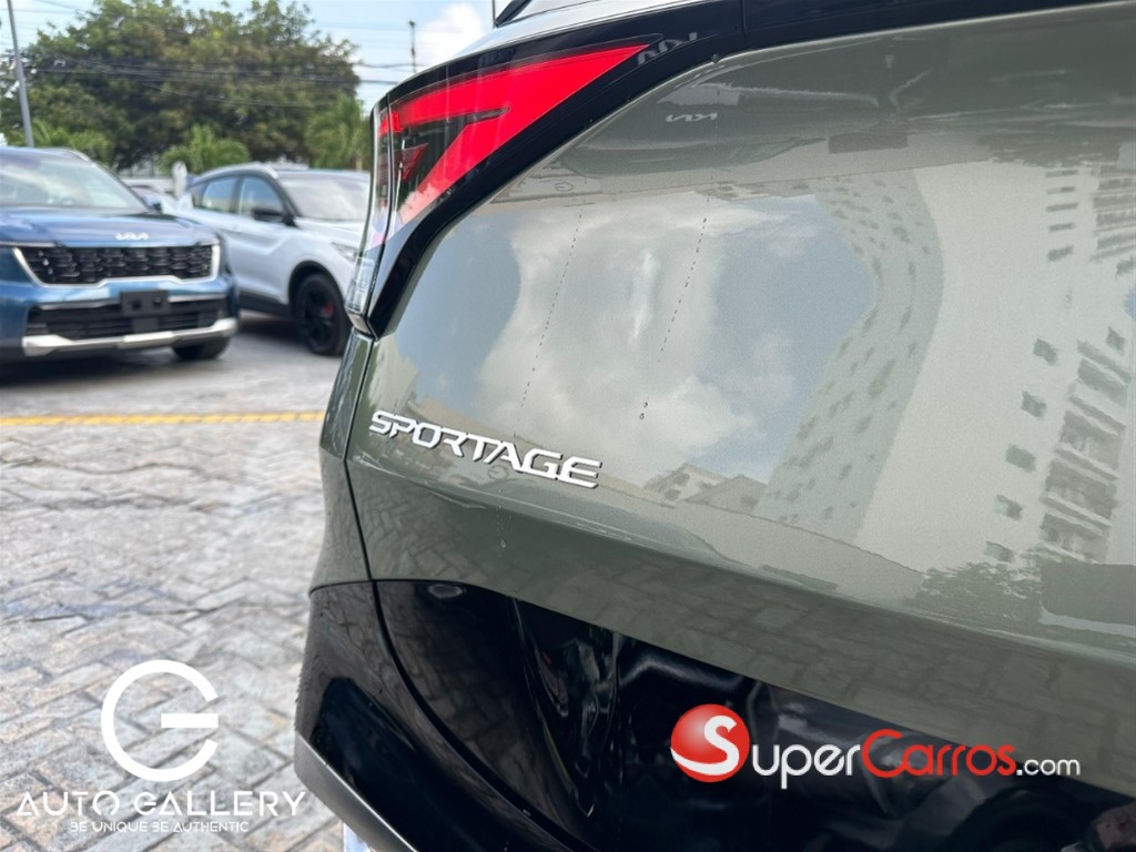 2026 Kia Sportage Luxury — foto 4 / 12