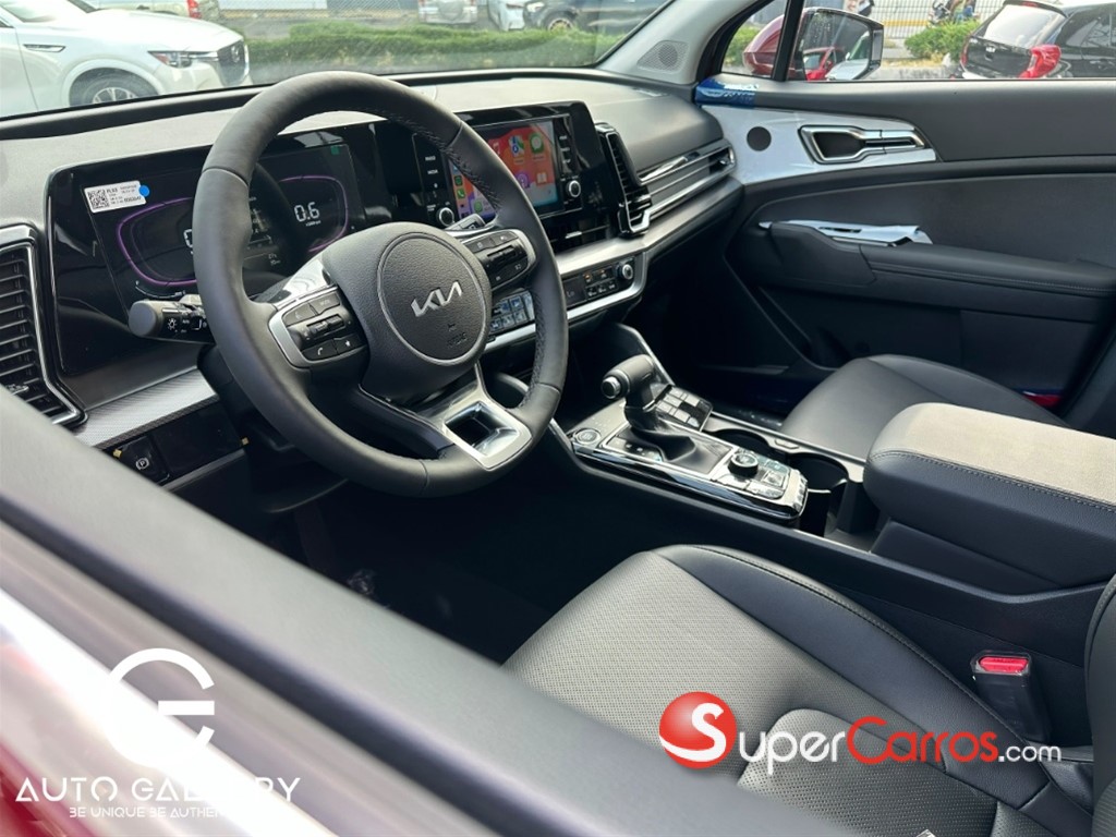 2026 Kia Sportage Luxury — foto 8 / 12