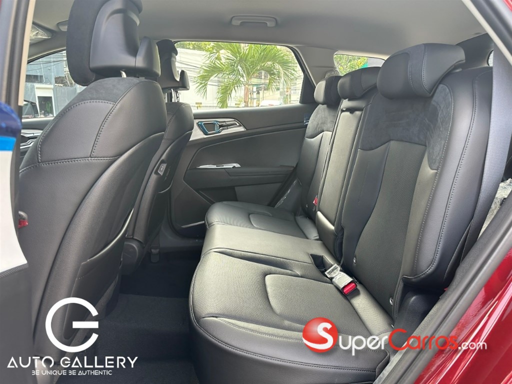 2026 Kia Sportage Luxury — foto 10 / 12