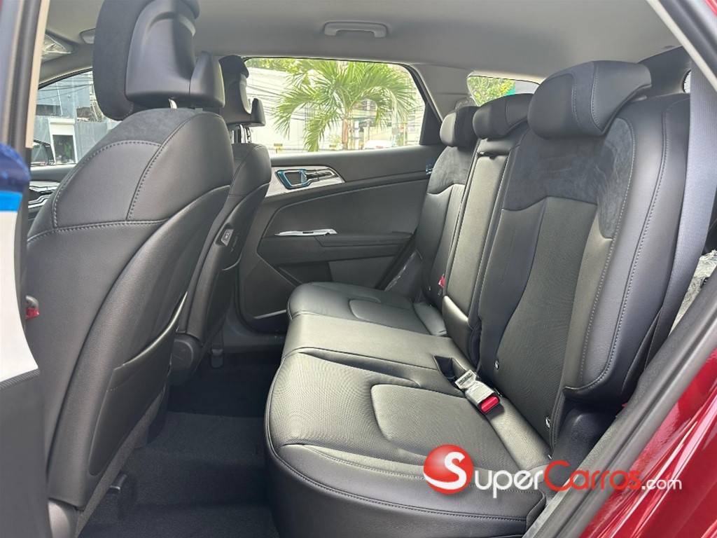 2026 Kia Sportage Luxury — foto 7 / 10