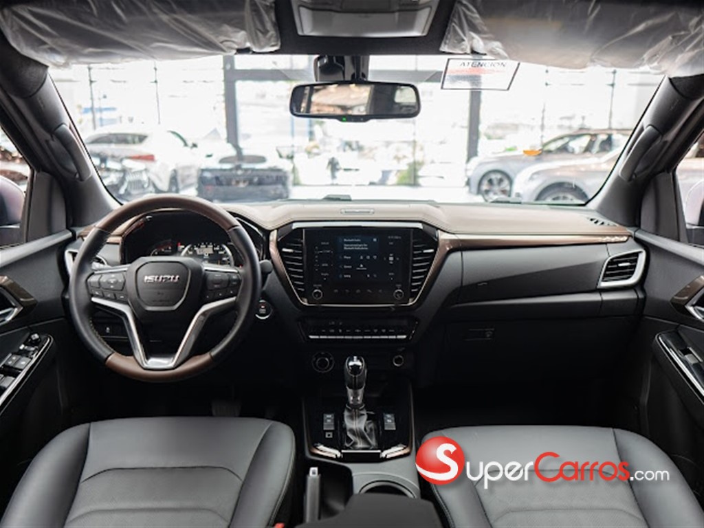 2027 Isuzu DMAX LSE — foto 10 / 12