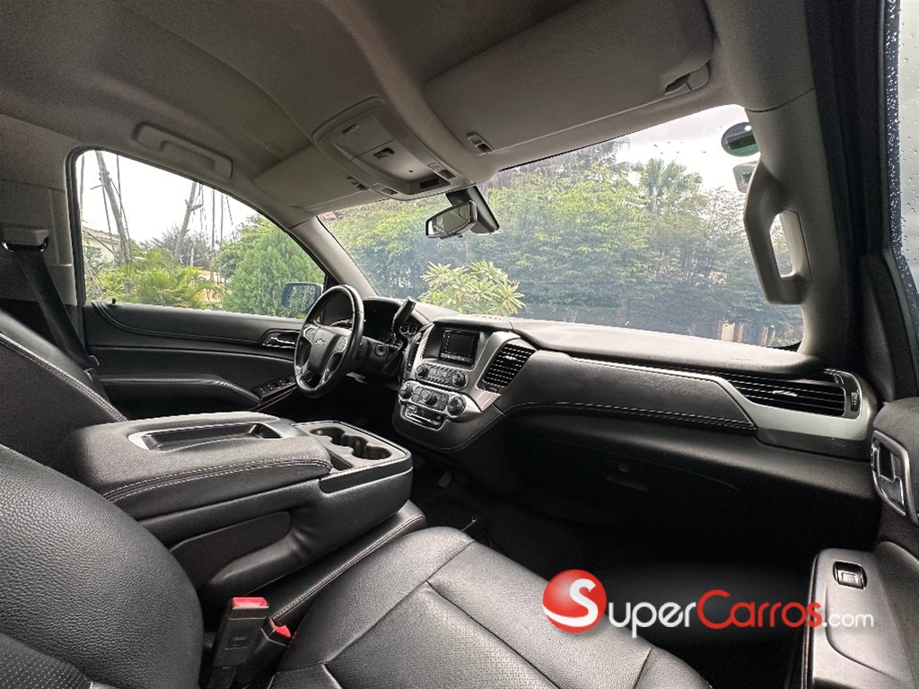 2016 Chevrolet Tahoe LS — foto 8 / 10