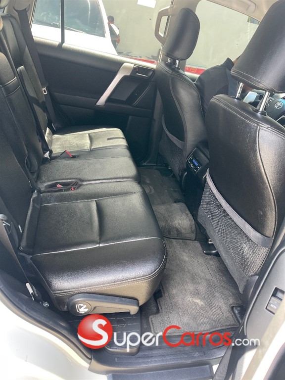 2020 Toyota Land Cruiser Prado TXL — foto 6 / 7