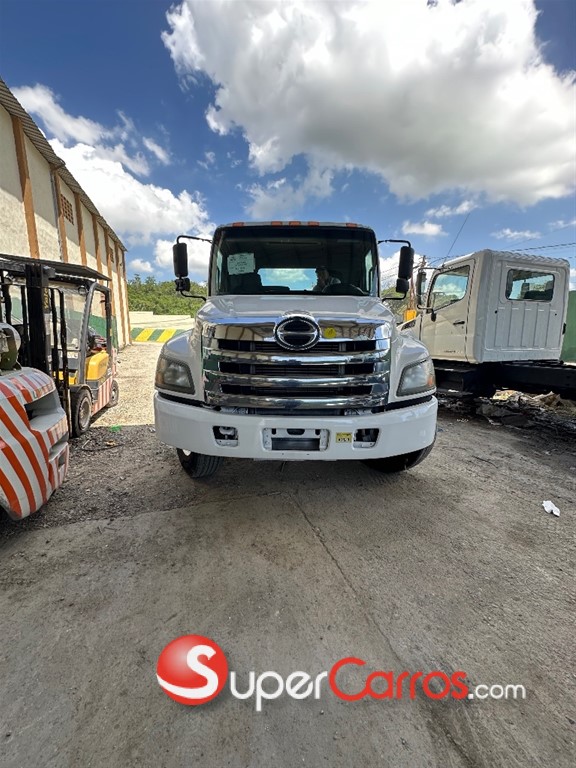 2012 Hino 338 — foto 2 / 11