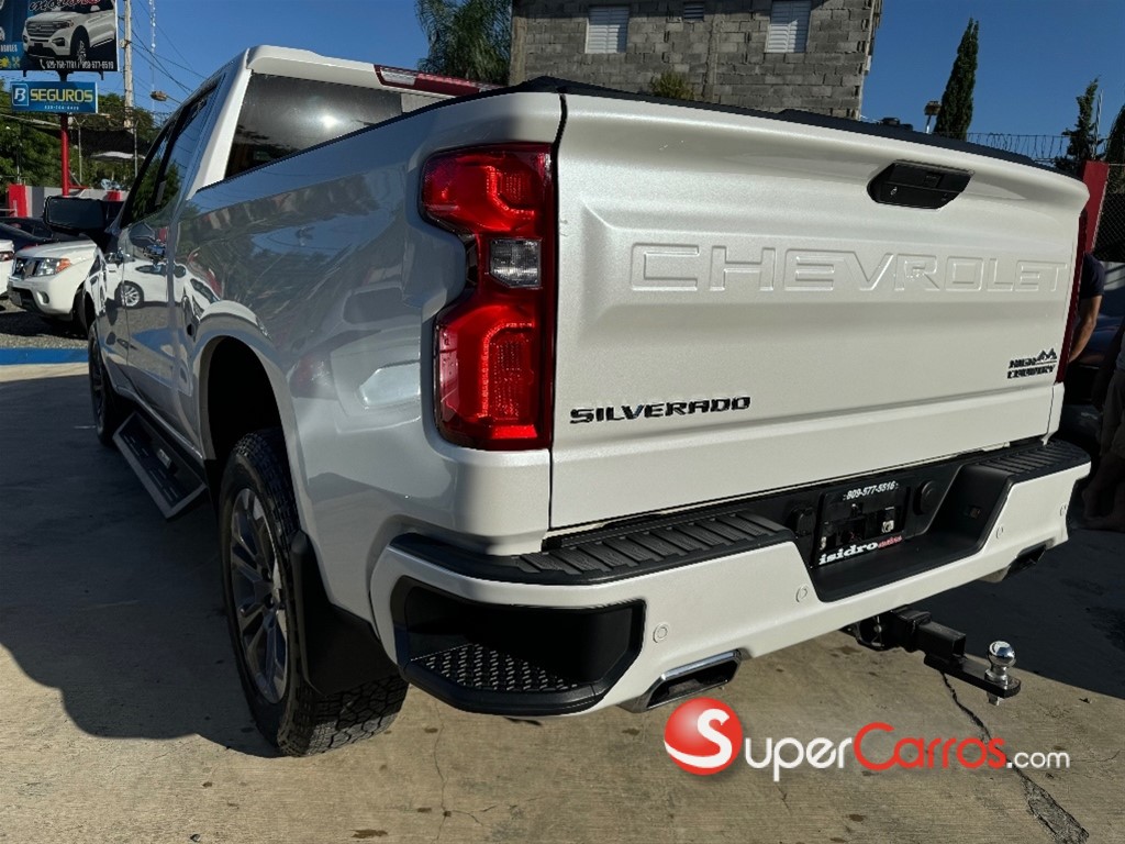 2019 Chevrolet Silverado High Country — foto 3 / 5