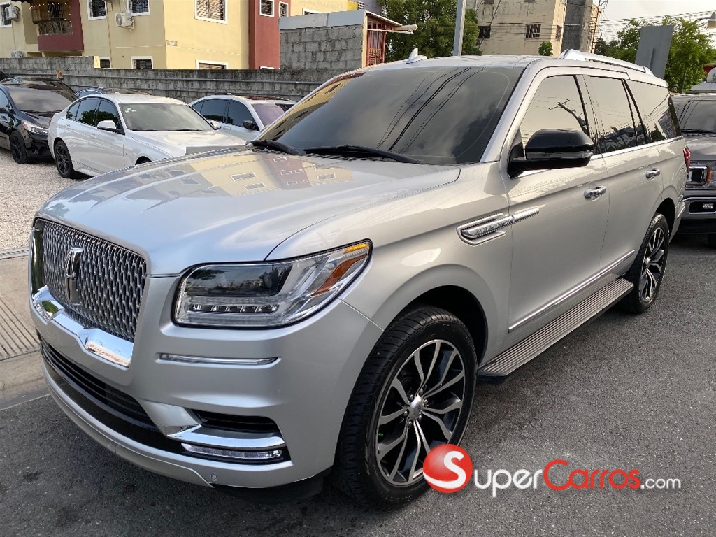 2018 Lincoln Navigator Premier — foto 3 / 9