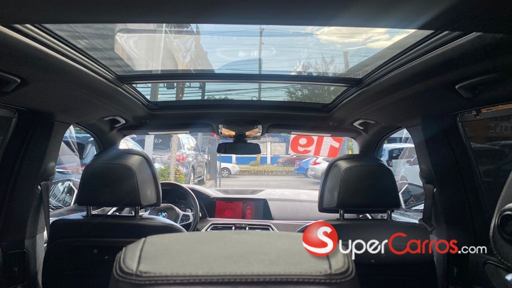 2019 BMW X 5 XDRIVE 50i — foto 4 / 12