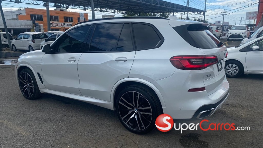 2019 BMW X 5 XDRIVE 50i — foto 8 / 12