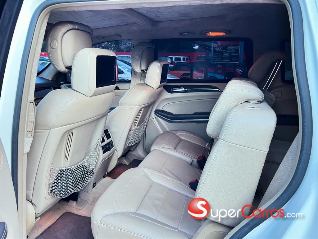 2015 Mercedes-Benz Clase GL 550 — foto 2 / 10