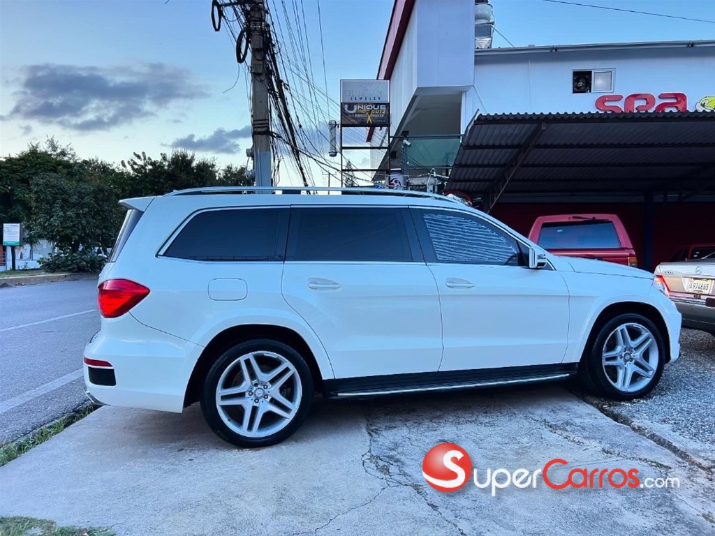 2015 Mercedes-Benz Clase GL 550 — foto 8 / 10