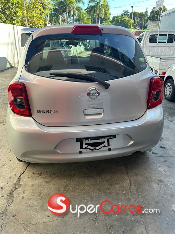 2019 Nissan March — foto 8 / 8