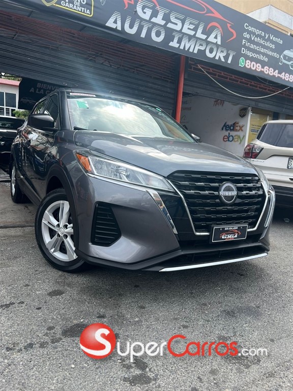 2022 Nissan Kicks