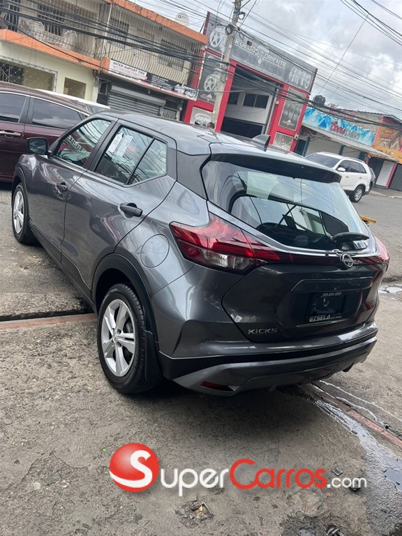 2022 Nissan Kicks — foto 4 / 11