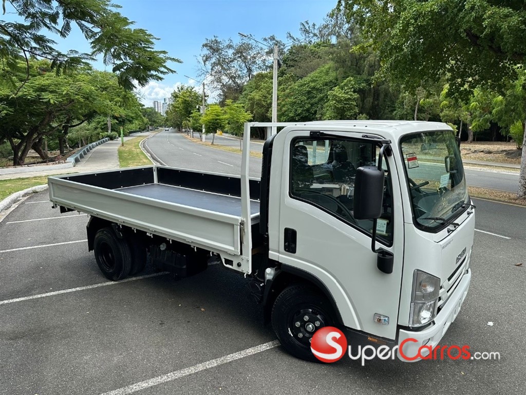 2026 Isuzu NPR 14 pies — foto 3 / 11
