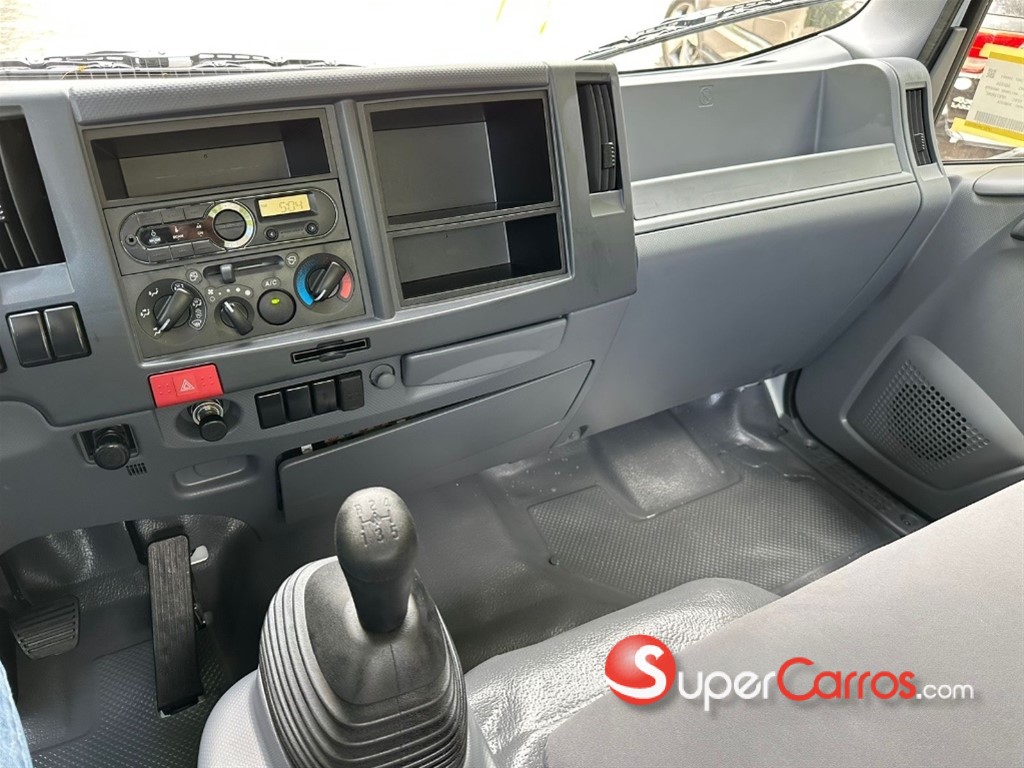 2026 Isuzu NPR 14 pies — foto 7 / 11
