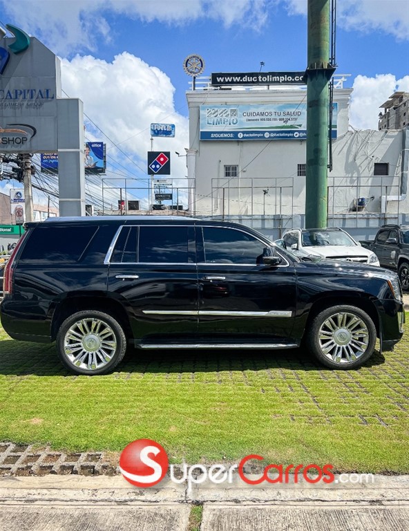 2018 Cadillac Escalade Premium Luxury — foto 5 / 12