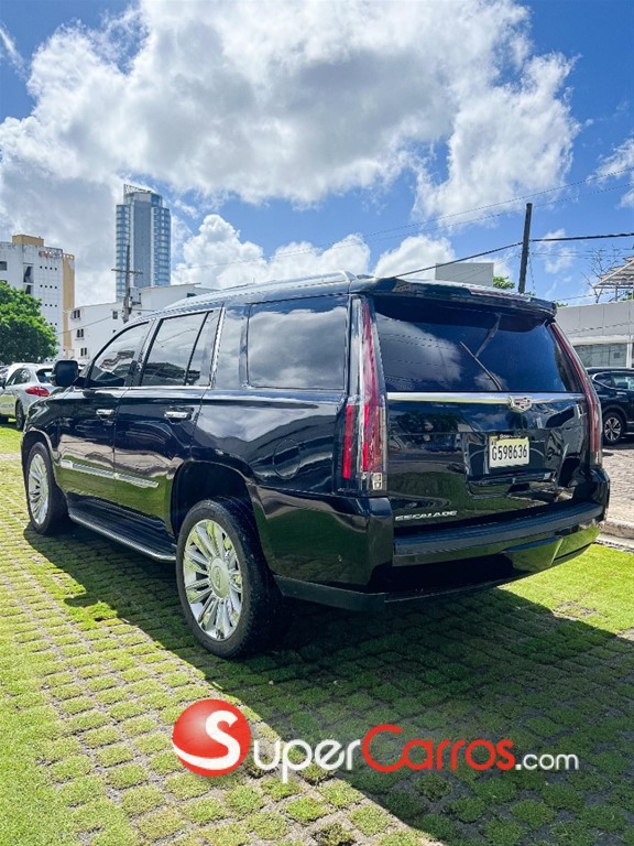 2018 Cadillac Escalade Premium Luxury — foto 6 / 12